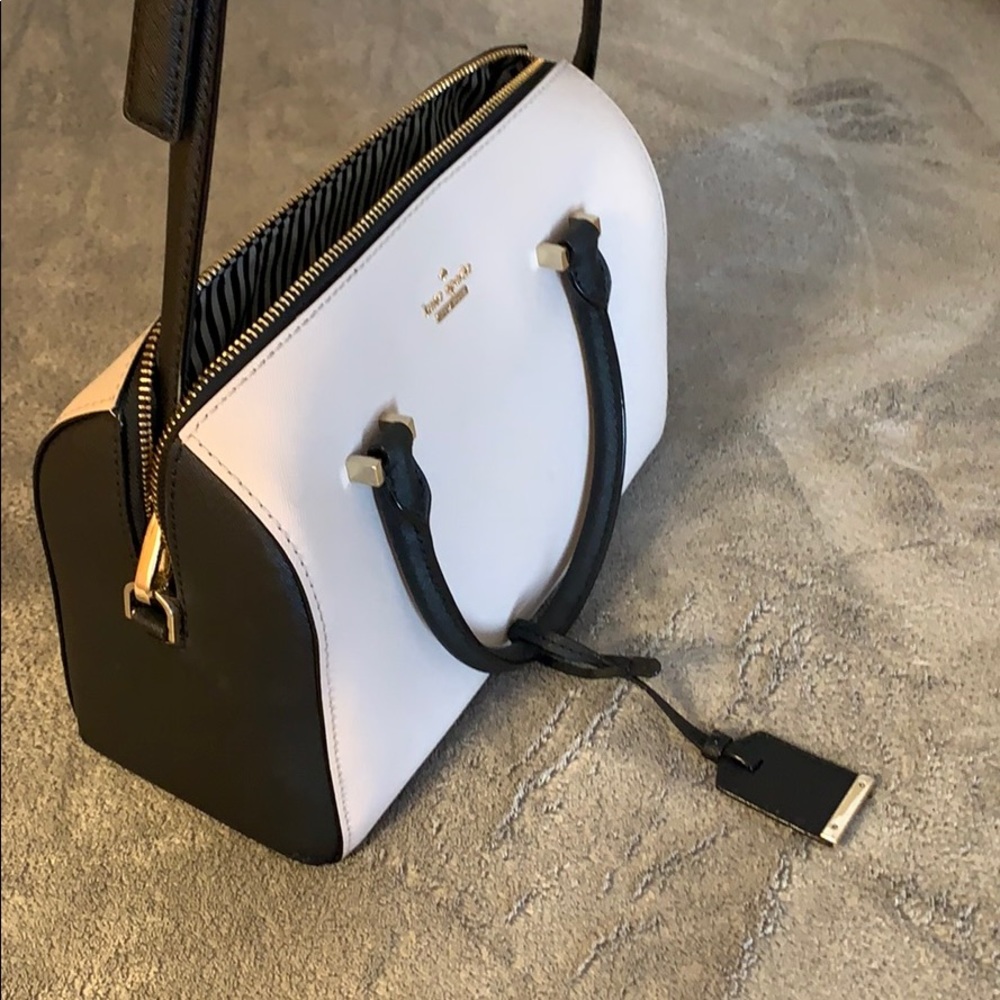 Kate Spade Two-Toned Shoulder Bag (With Handles)